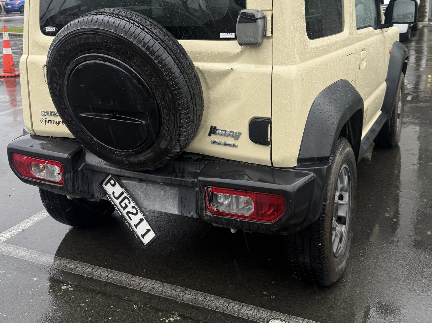 Rear door at return